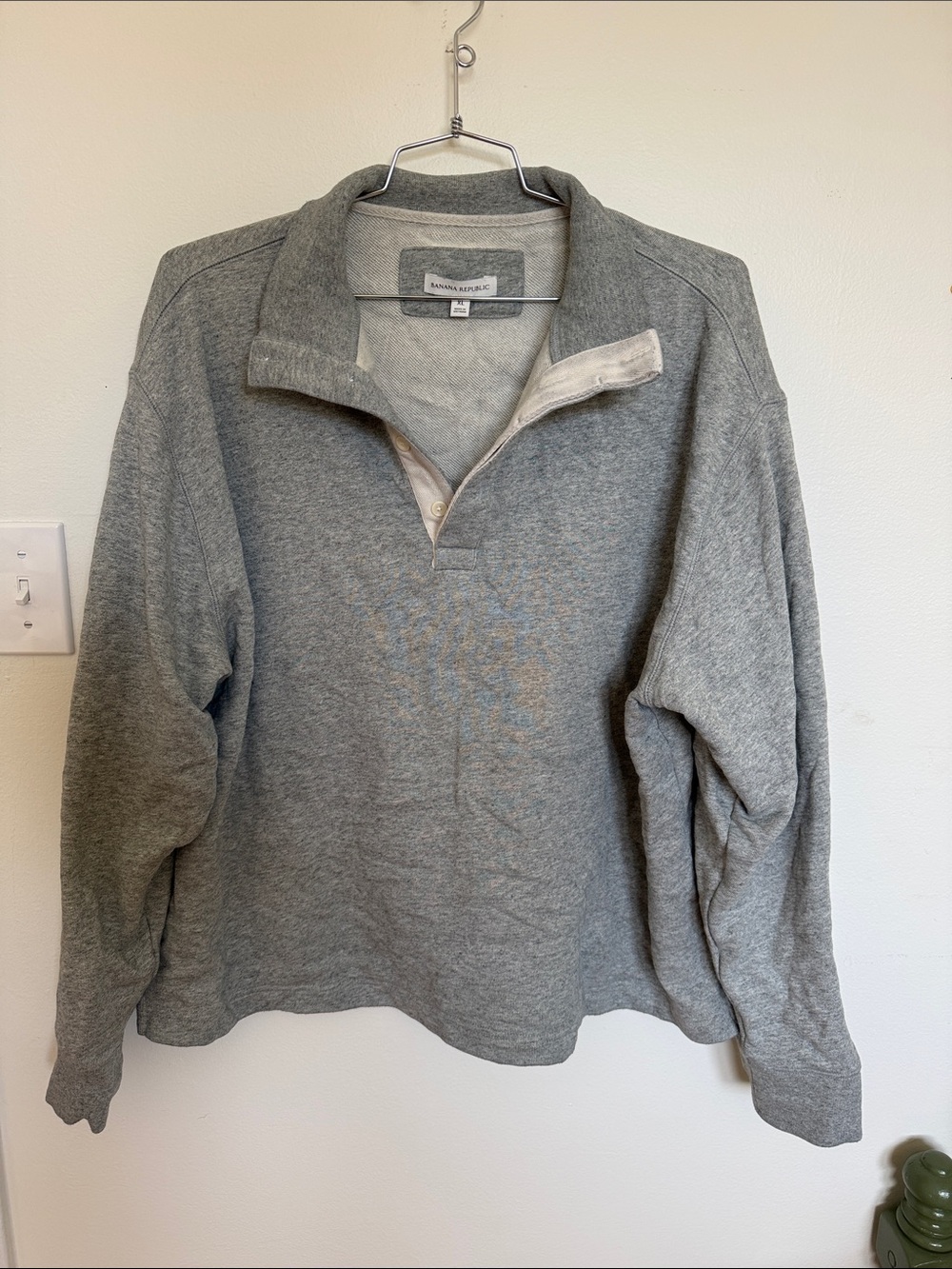 Banana Republic Men's Gray Pullover Quarter-Button Sweater